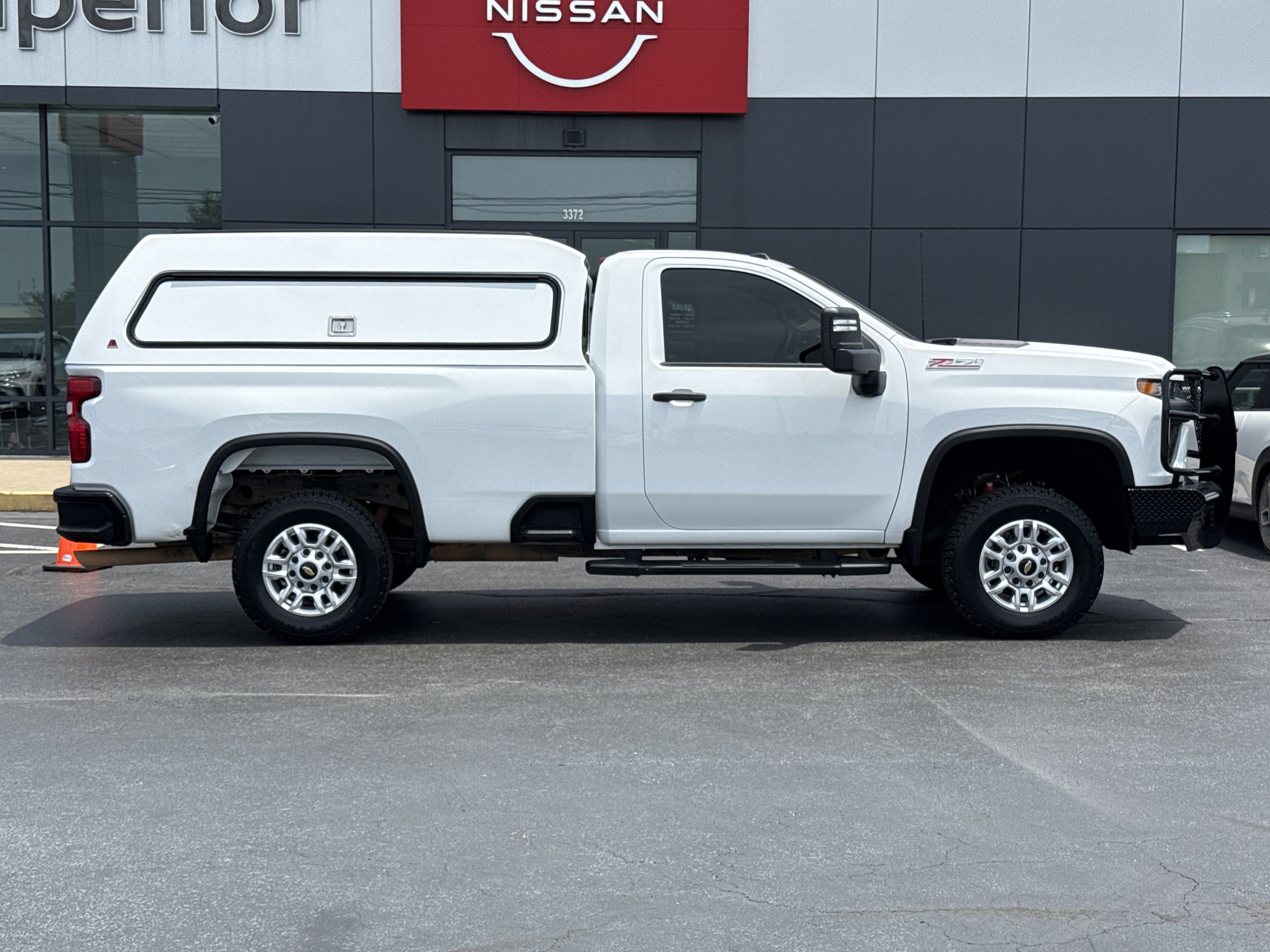 Used 2020 Summit White Chevrolet 4WD image 2