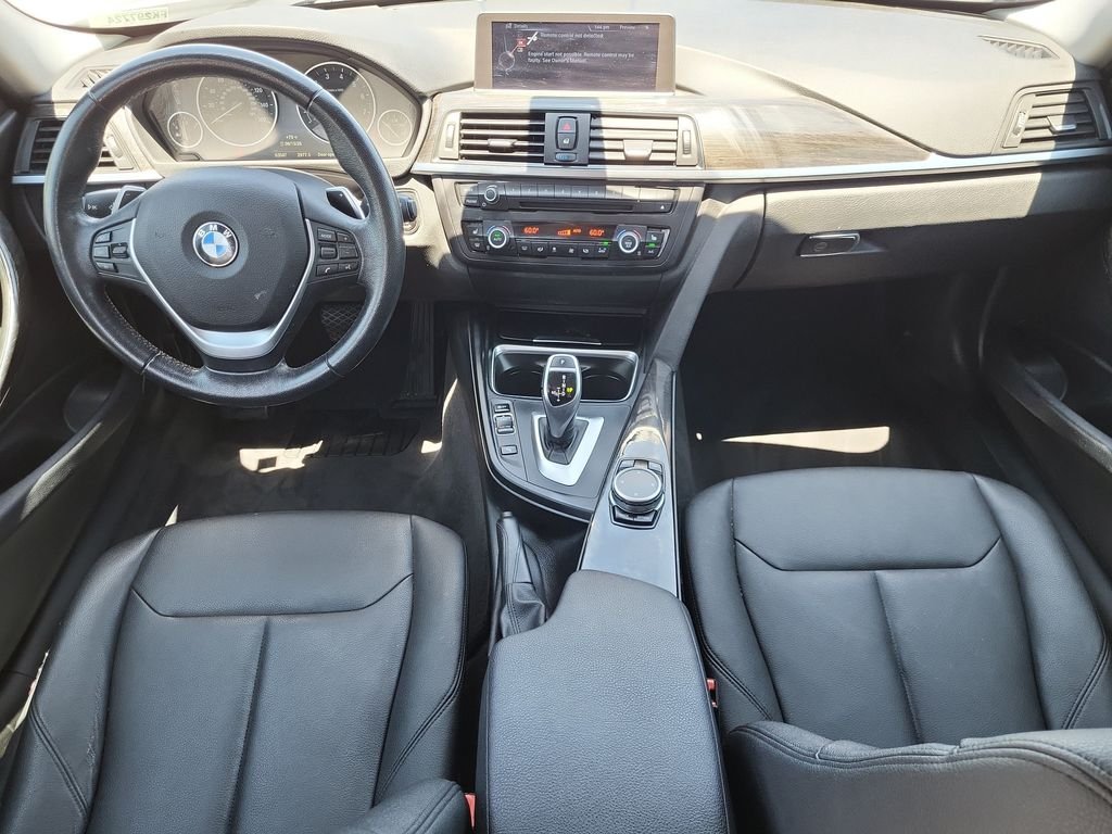 Used 2015 Silver BMW 328i xDrive image 18