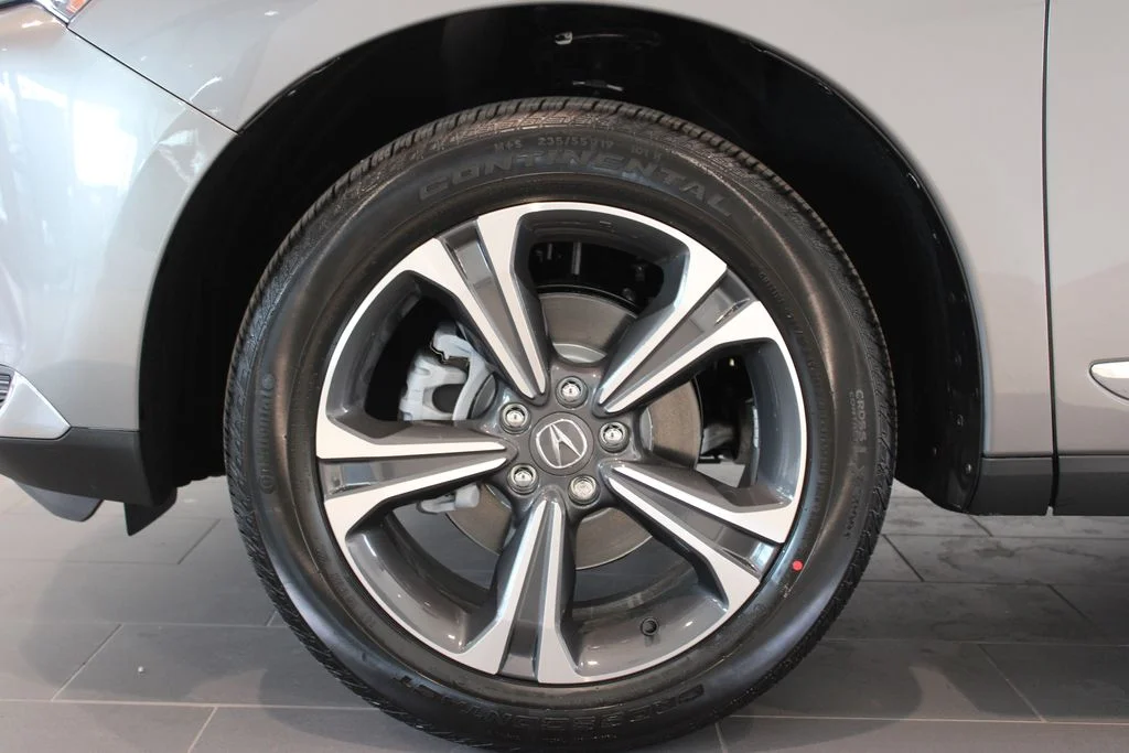 New 2026 Liquid Carbon Metallic Acura Technology Package image 23