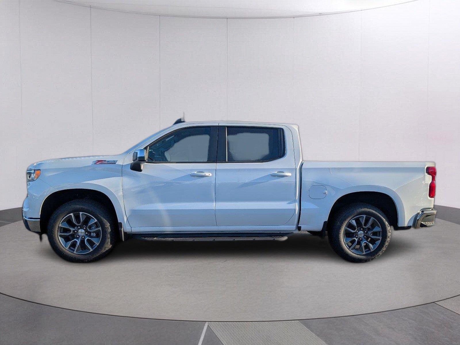 Used 2023 SUMMIT WHITE Chevrolet LTZ image 2