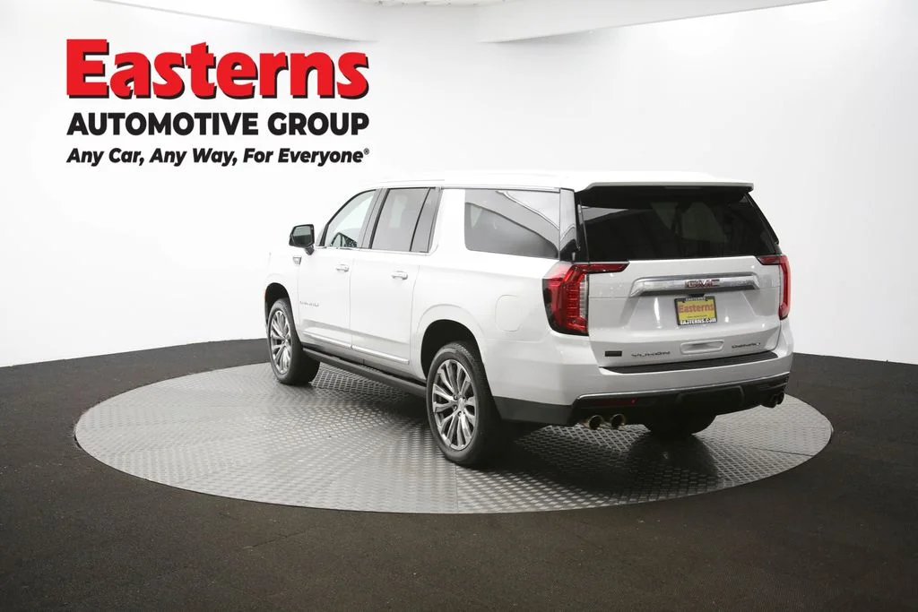 Used 2022 White GMC Denali image 71
