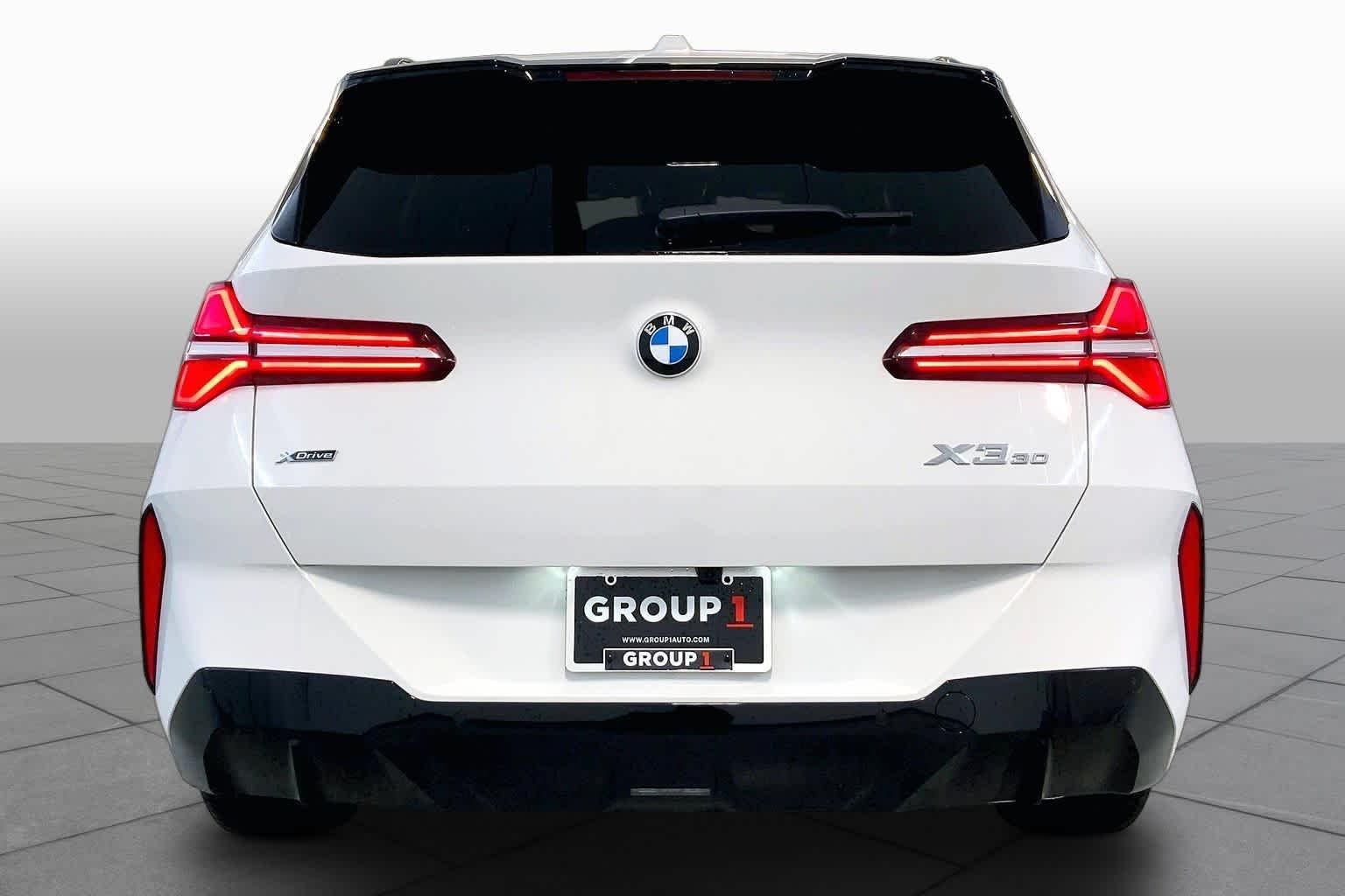 New 2026 Alpine White BMW 30 xDrive image 4