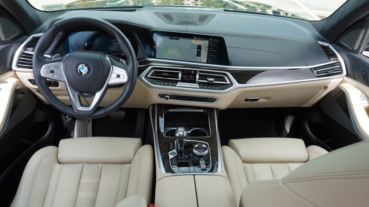 Used 2021 Blue BMW xDrive40i image 29