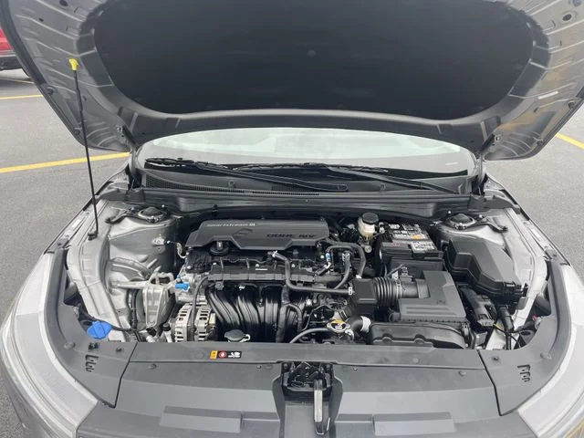 2025 Kia K4 LXS - Photo 40