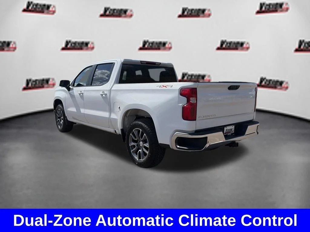Used 2025 White Chevrolet LT image 8