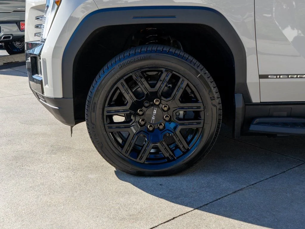 2026 GMC Sierra EV Elevation - Photo 27