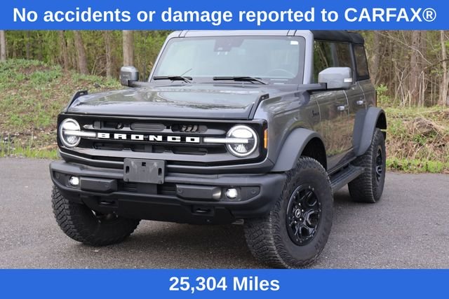 2023 Ford Bronco Outer Banks 4x4's photo