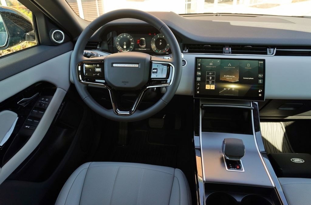 New 2026 Tribeca Blue Land Rover S image 16