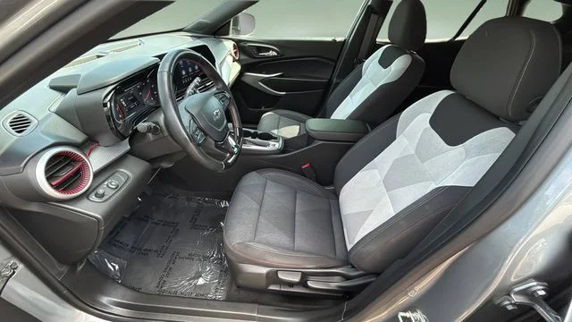 Used 2024 Gray Chevrolet 1RS image 18