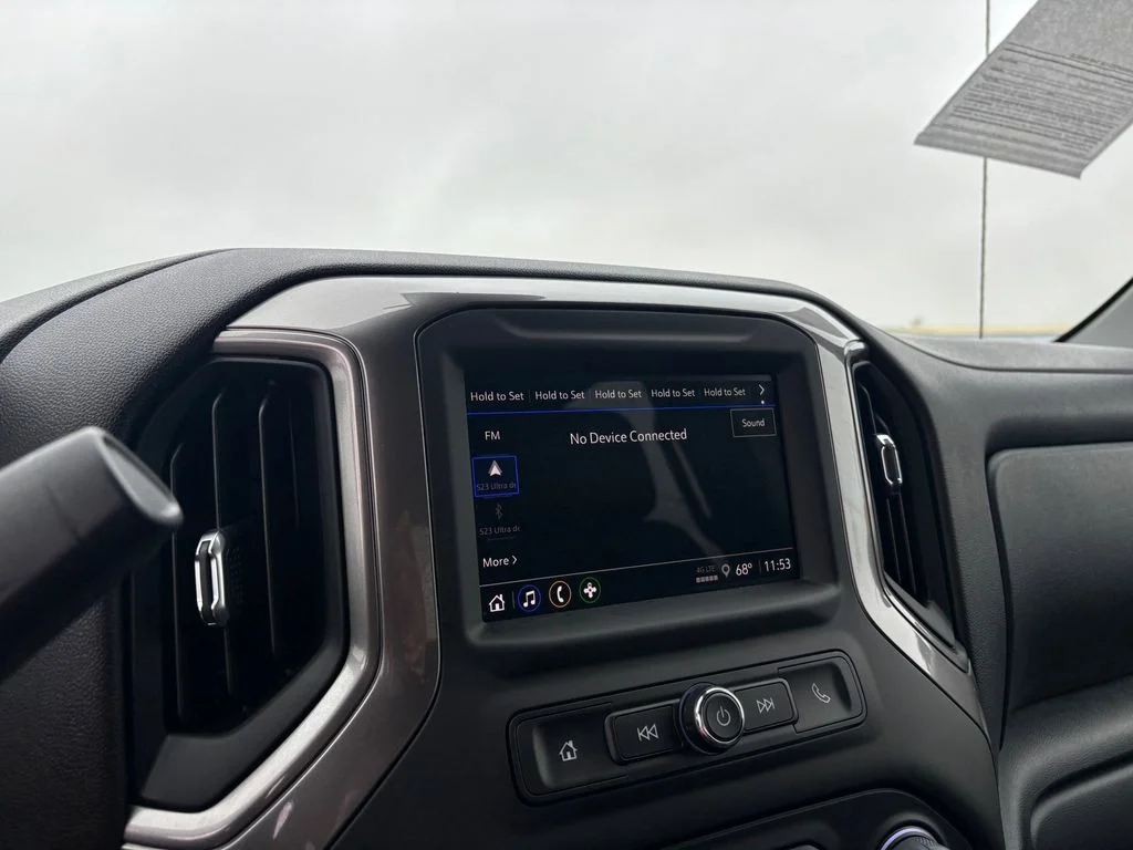 Used 2025 White Chevrolet WT image 21