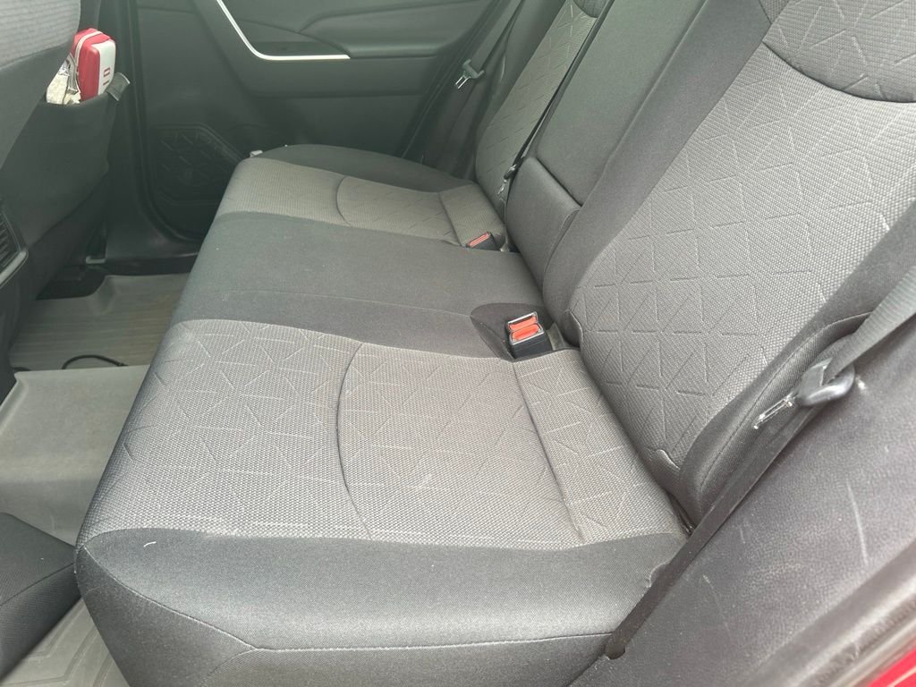 Used 2019 Red Toyota XLE image 9