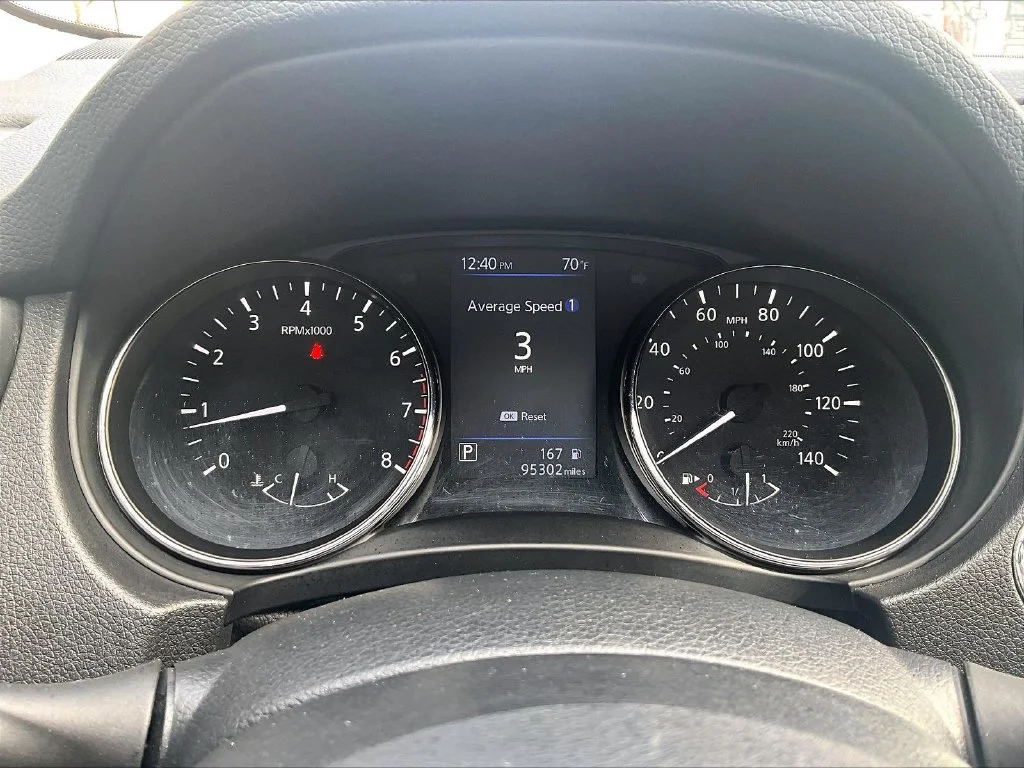 Used 2020 Gray Nissan SV image 21