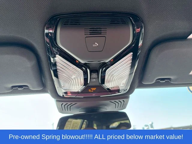Used 2022 Black BMW sDrive30i image 32
