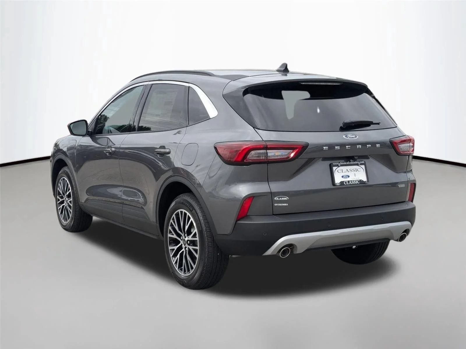 Used 2024 Carbonized Gray Metallic Ford PHEV image 7