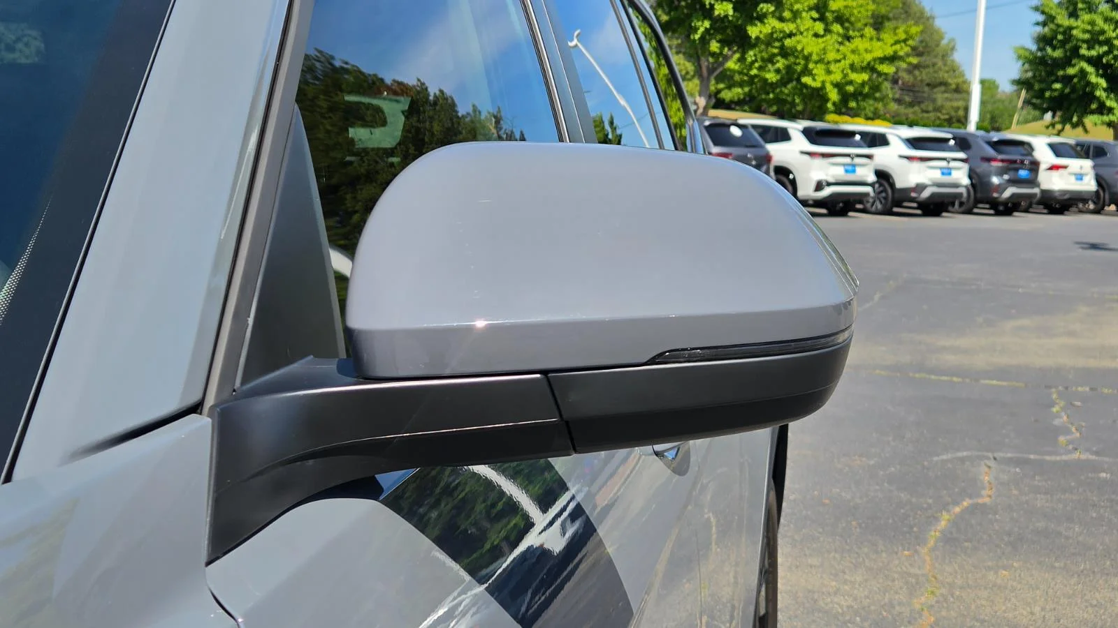 New 2026 Pure Gray Volkswagen 2.0T SE w/Technology image 14