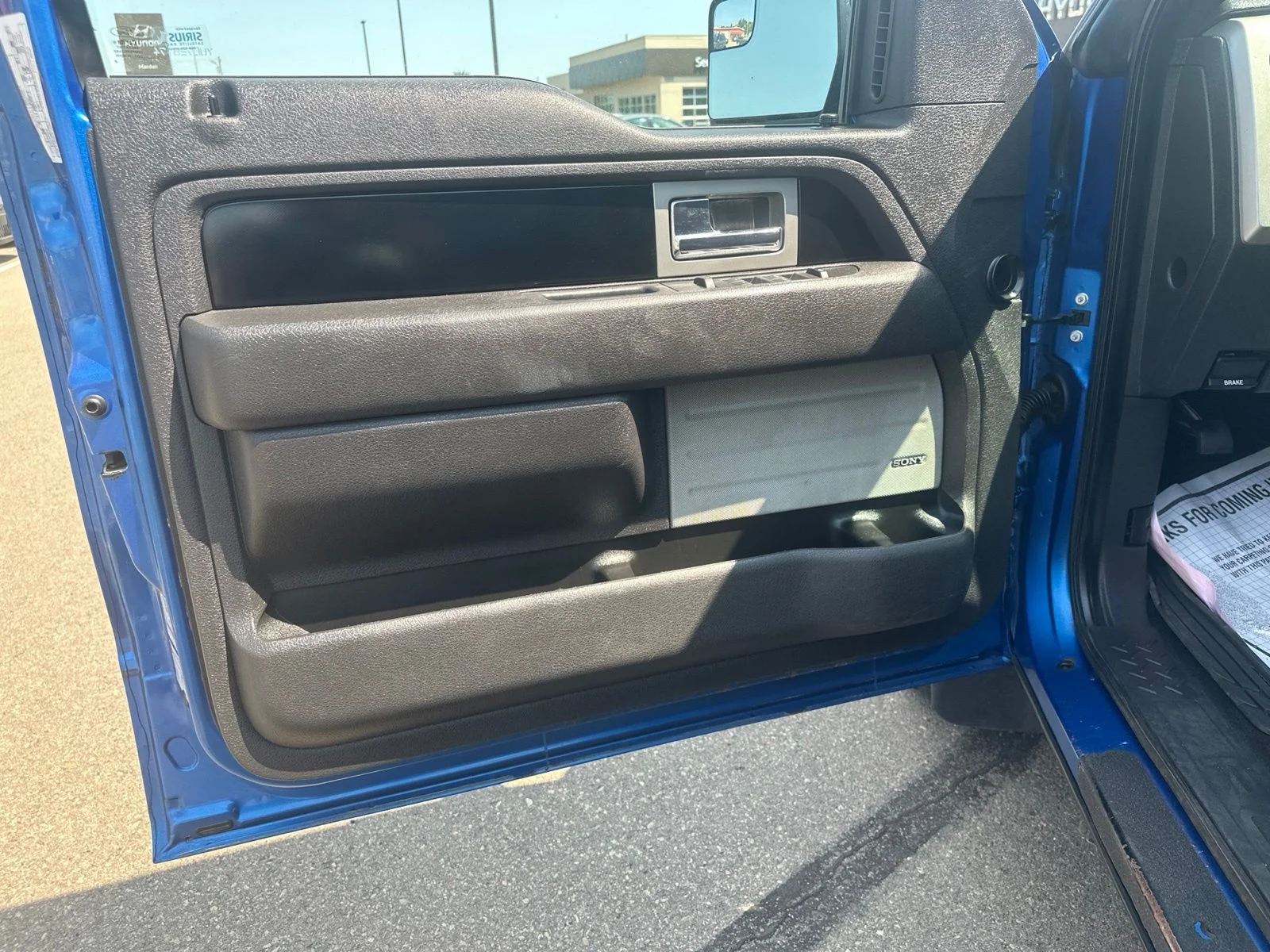 Used 2012 Blue Ford XL image 16