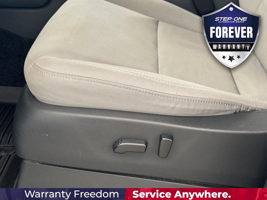 Used 2022 Gray Nissan SV image 14