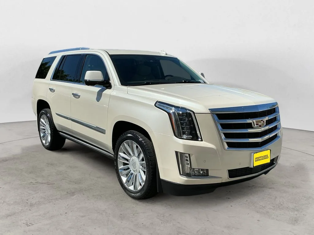 Used 2015 White Cadillac Premium image 7