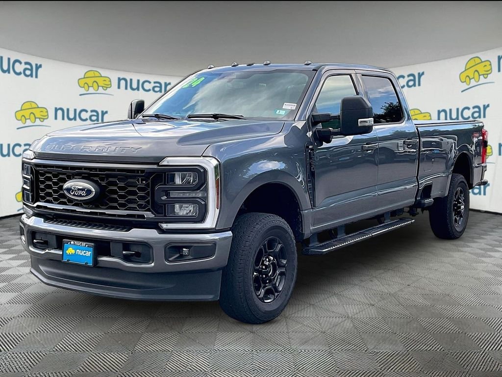 Used 2024 Carbonized Gray Metallic Ford XLT image 3