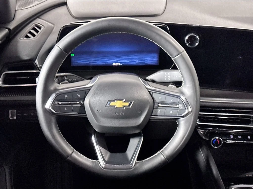Used 2024 White Chevrolet LT image 13