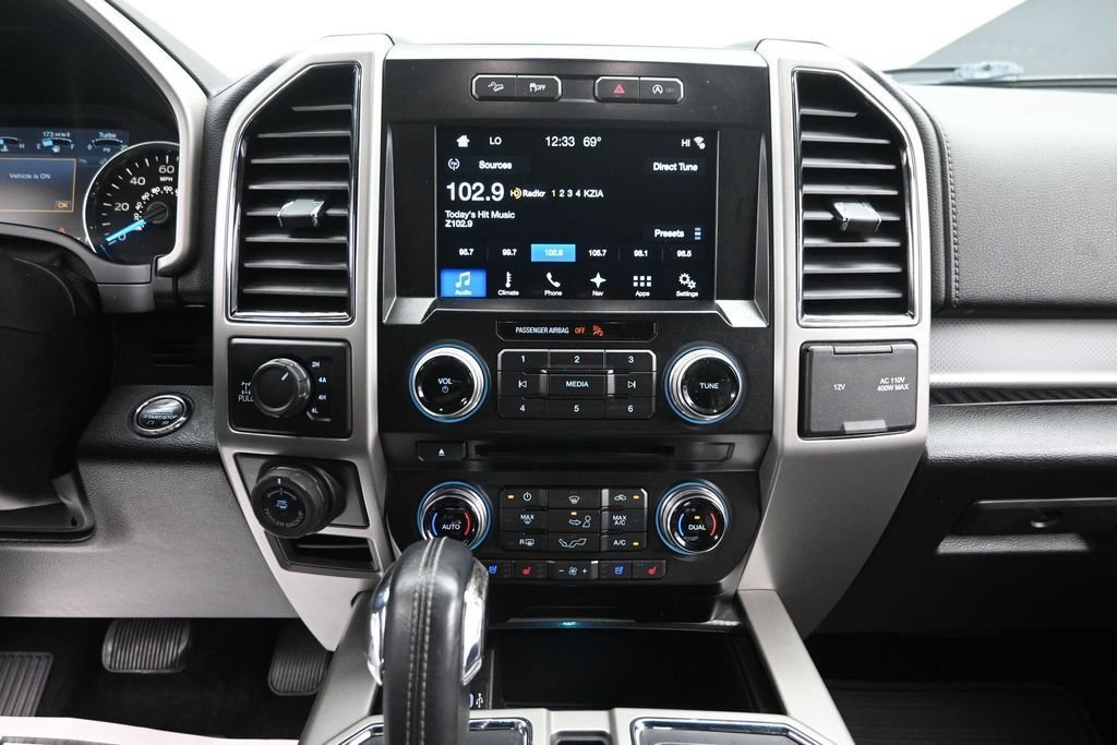 Used 2017 White Ford XL image 11