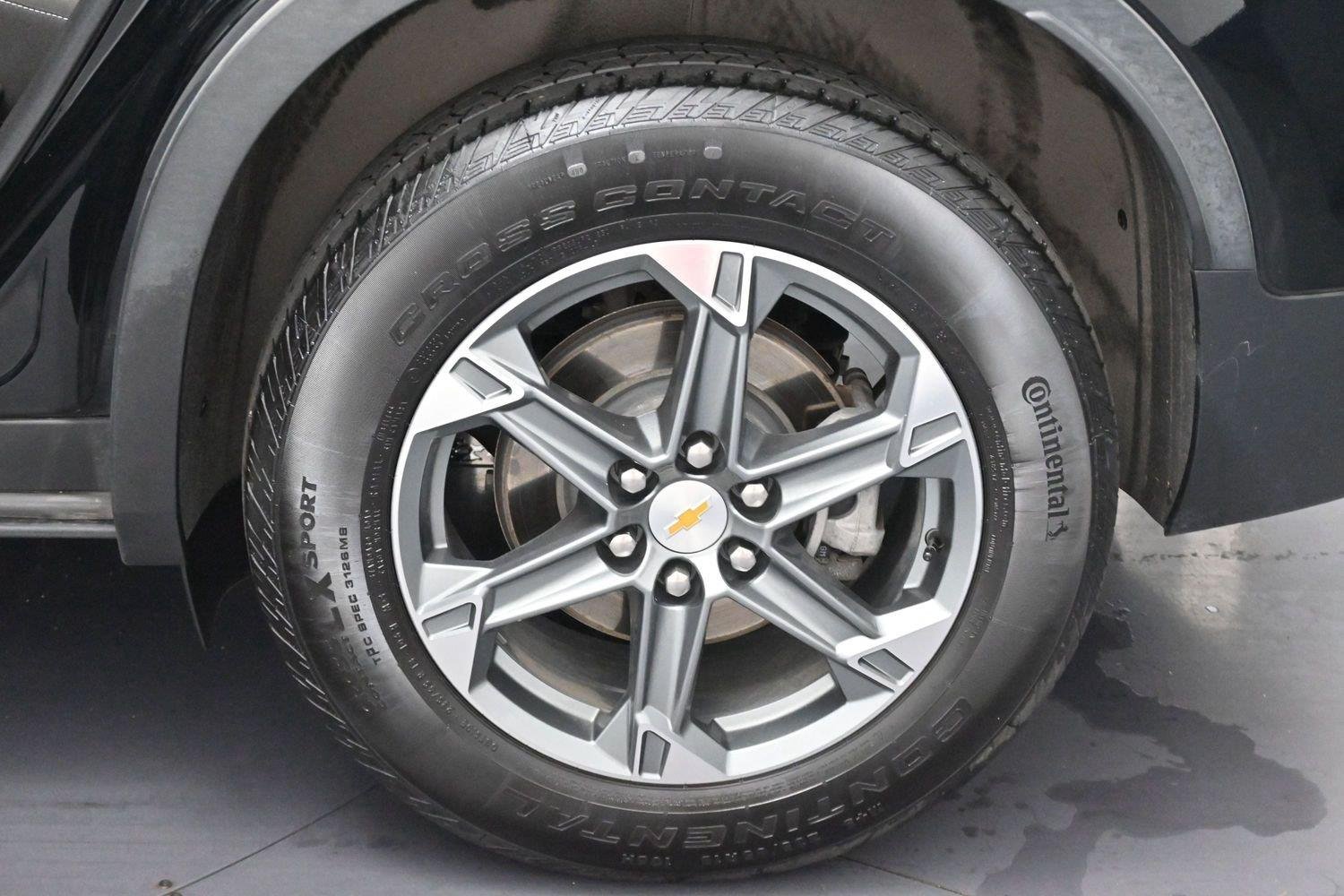 Used 2023 BLACK Chevrolet LT image 37