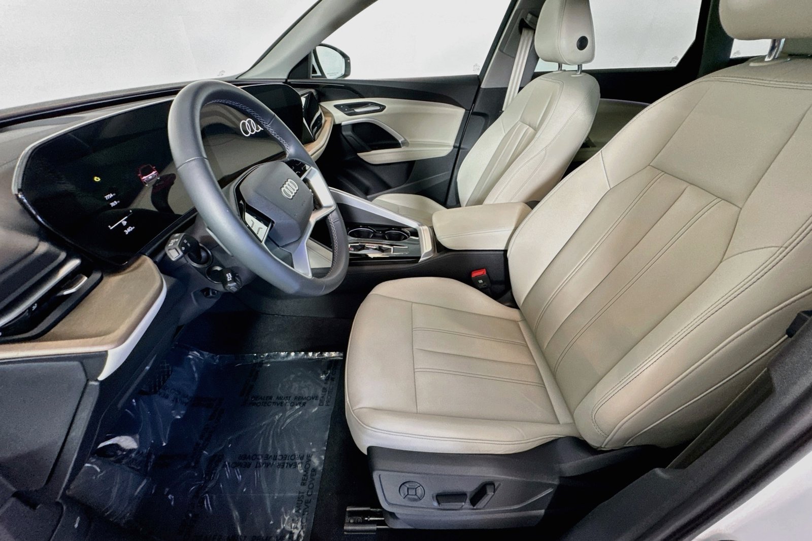 Used 2025 Arkona White Audi Premium image 18
