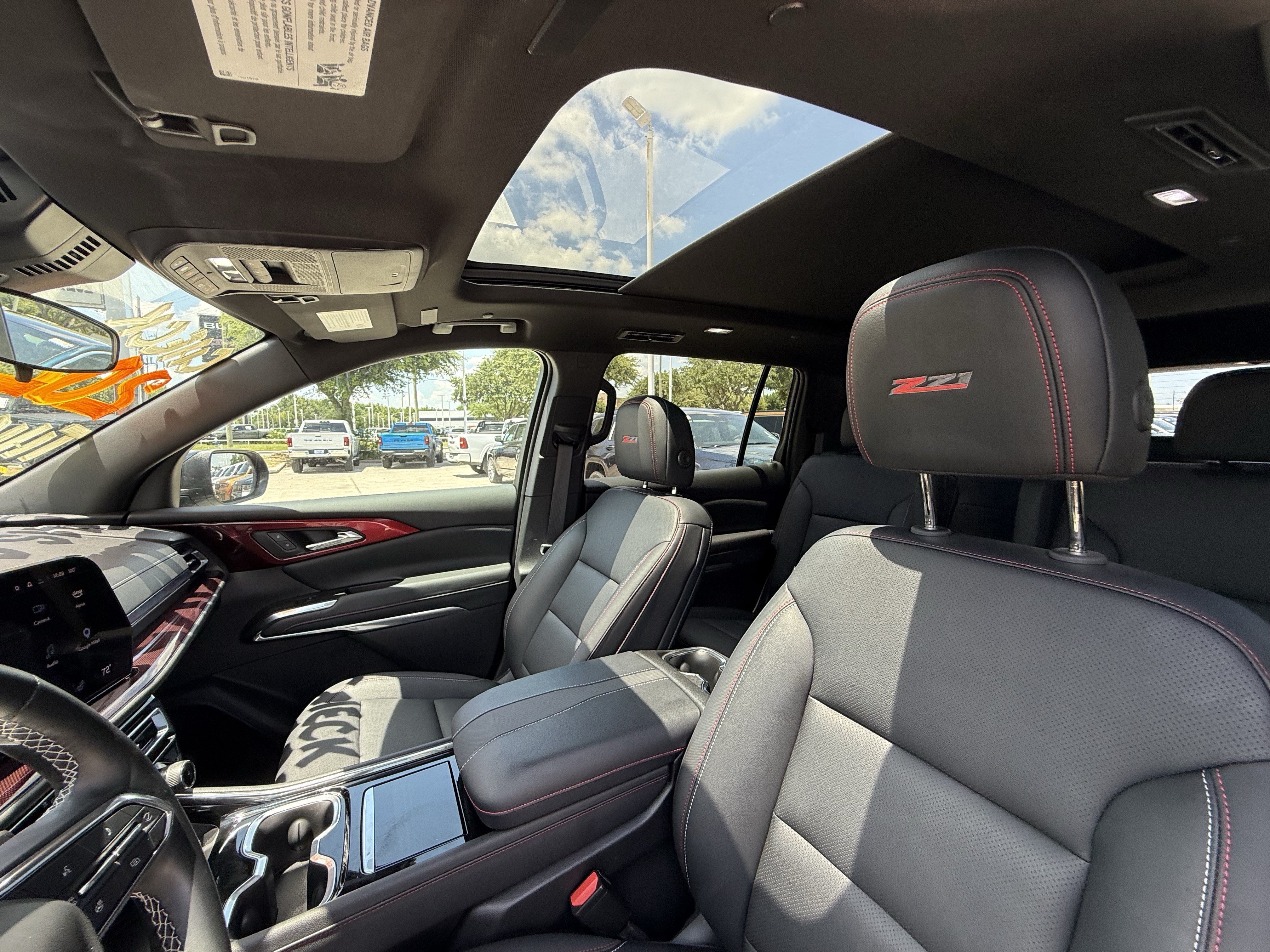 Used 2025 Mosaic Black Metallic Chevrolet AWD Z71 image 26