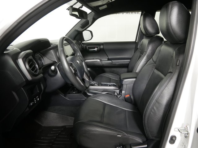 Certified Used 2017 Super White Toyota Double Cab TRD Sport image 9