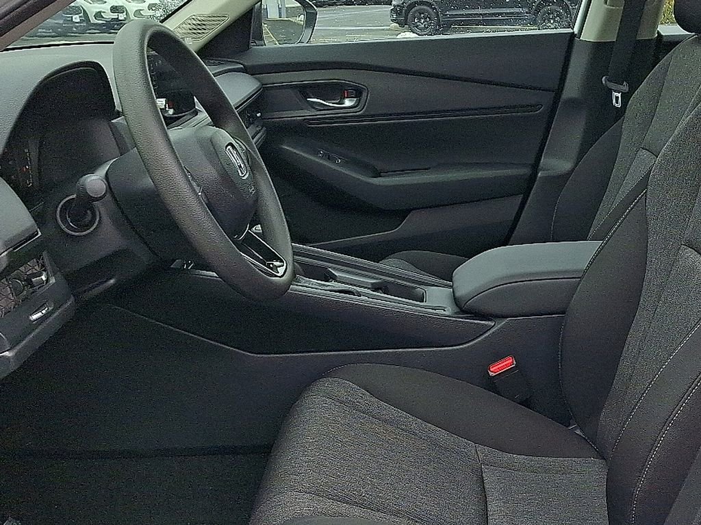 New 2026 Crystal Black Pearl Honda SE image 8