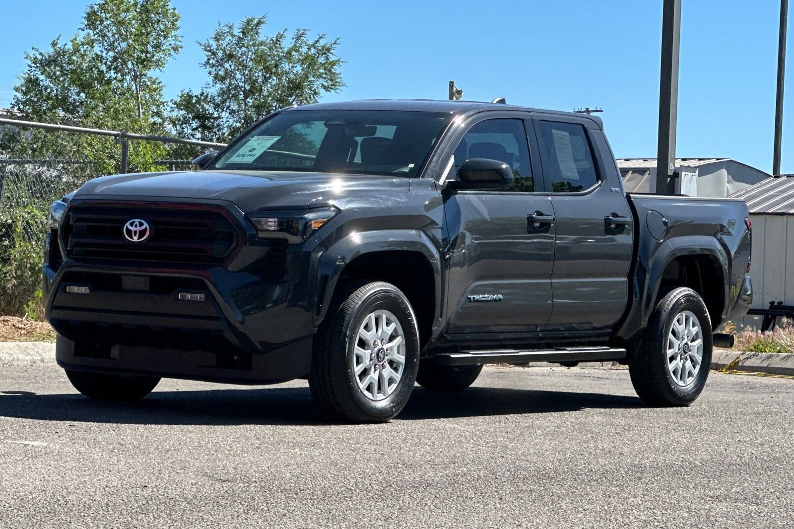 Used 2025  Toyota SR5 image 8