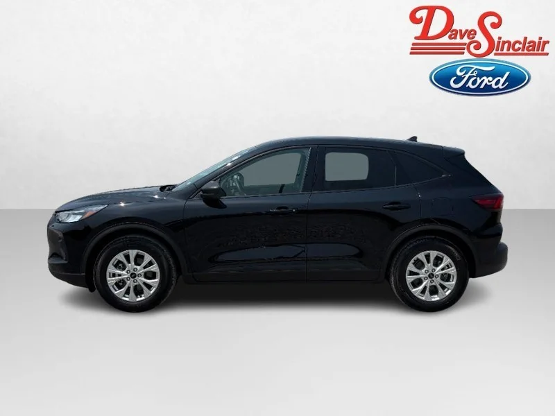 Used 2025 Black Ford Active image 10