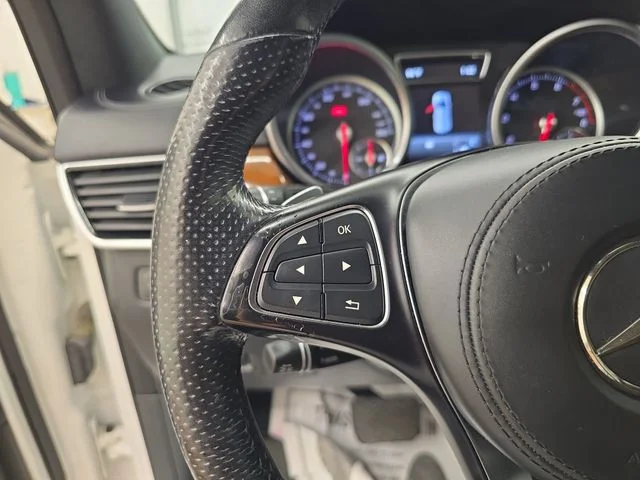 Used 2018 Polar White Mercedes-Benz GLS 450 image 33