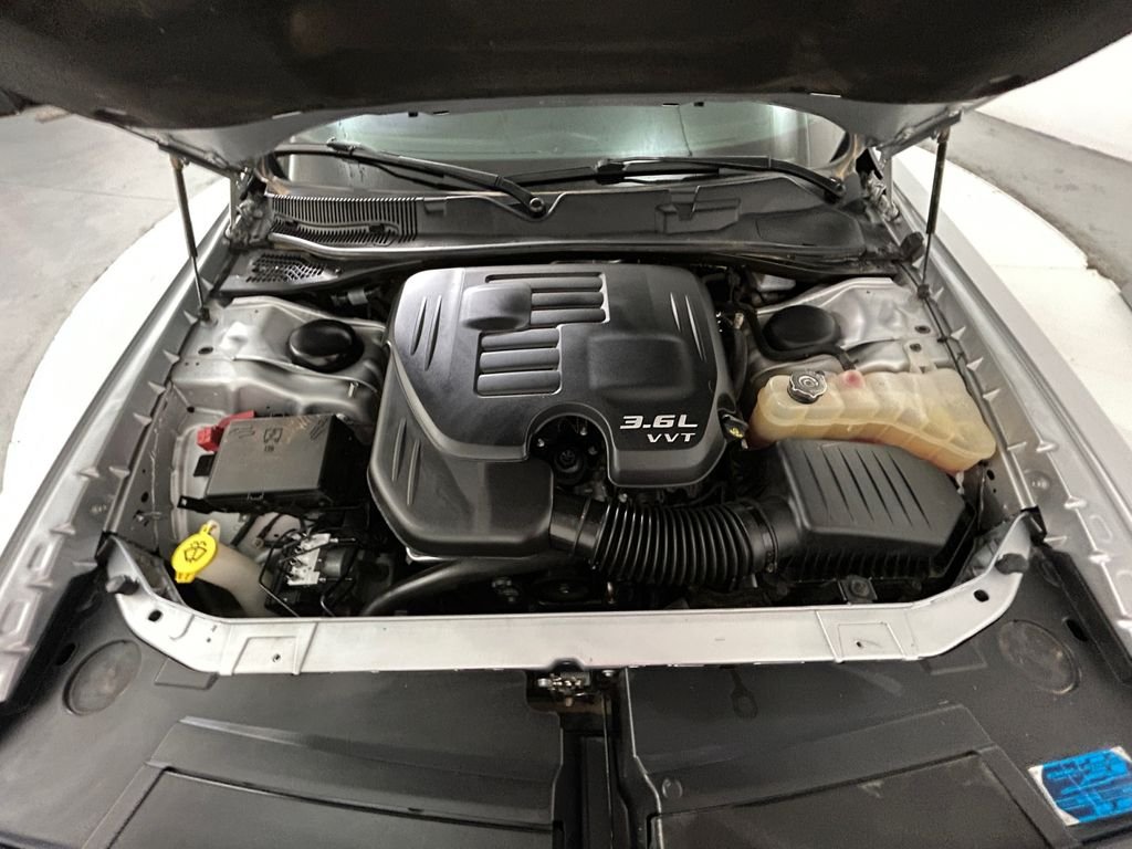 Used 2023 Silver Dodge SXT image 21