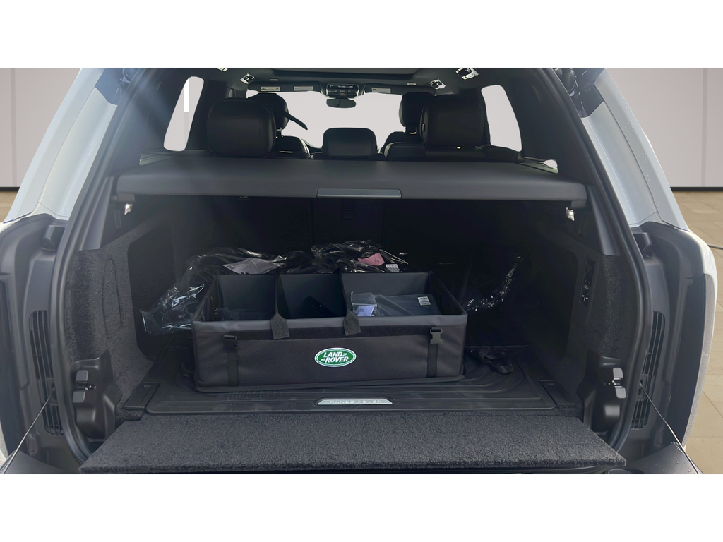 New 2027 White Land Rover SE image 16