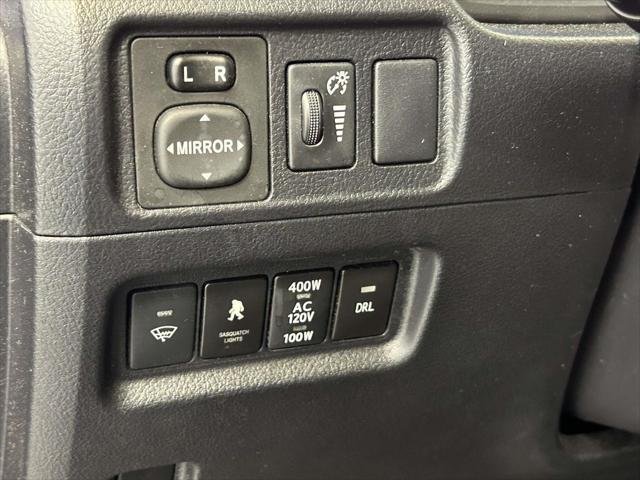 Certified Used 2019 MIDNIGHT BLACK METALLIC Toyota  image 23