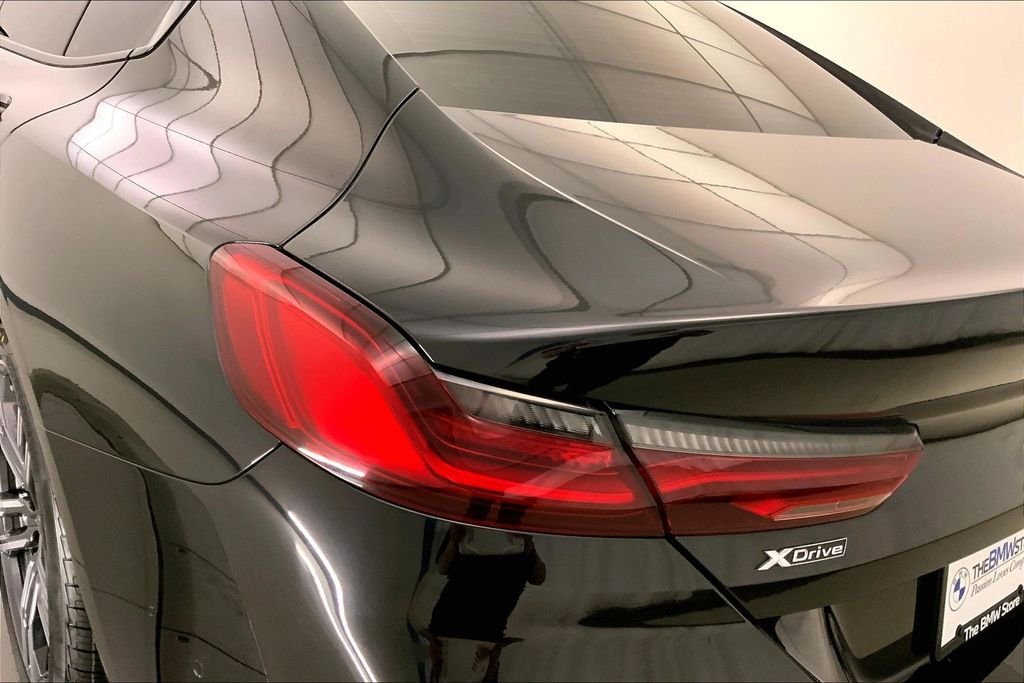 Used 2022 Black Sapphire Metallic BMW  image 28