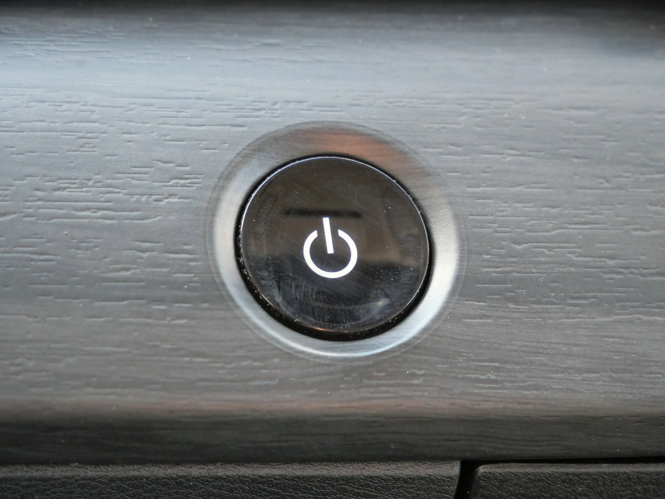 Used 2023 Gun Metallic Nissan ENGAGE image 28
