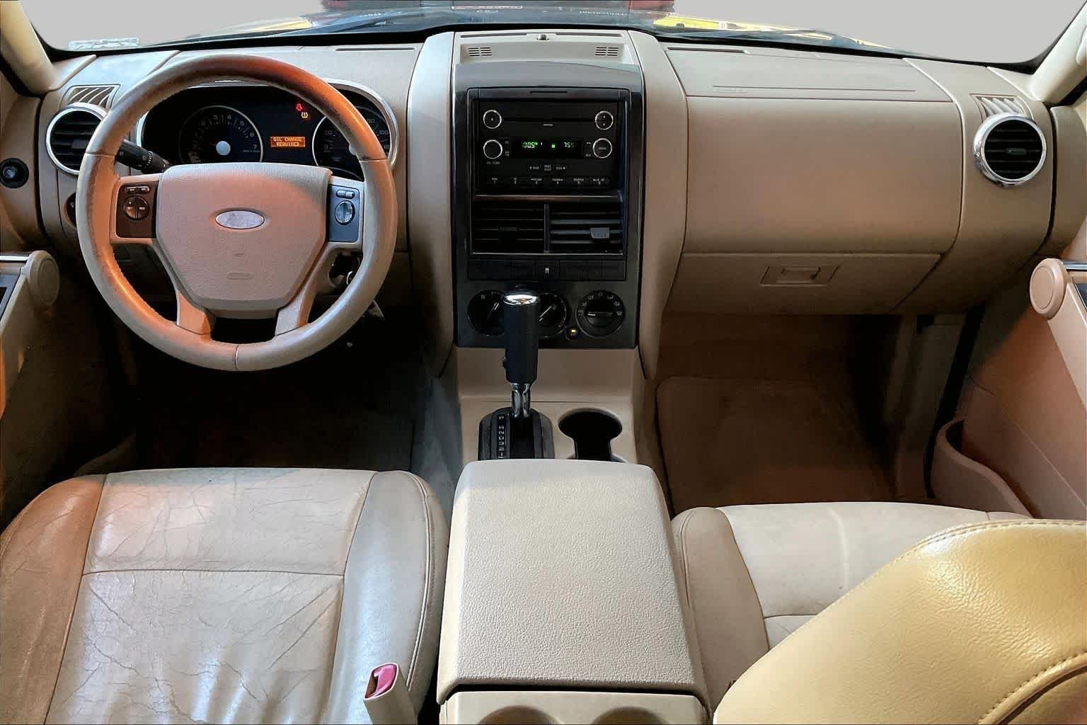 Used 2008 Black Ford XLT image 13