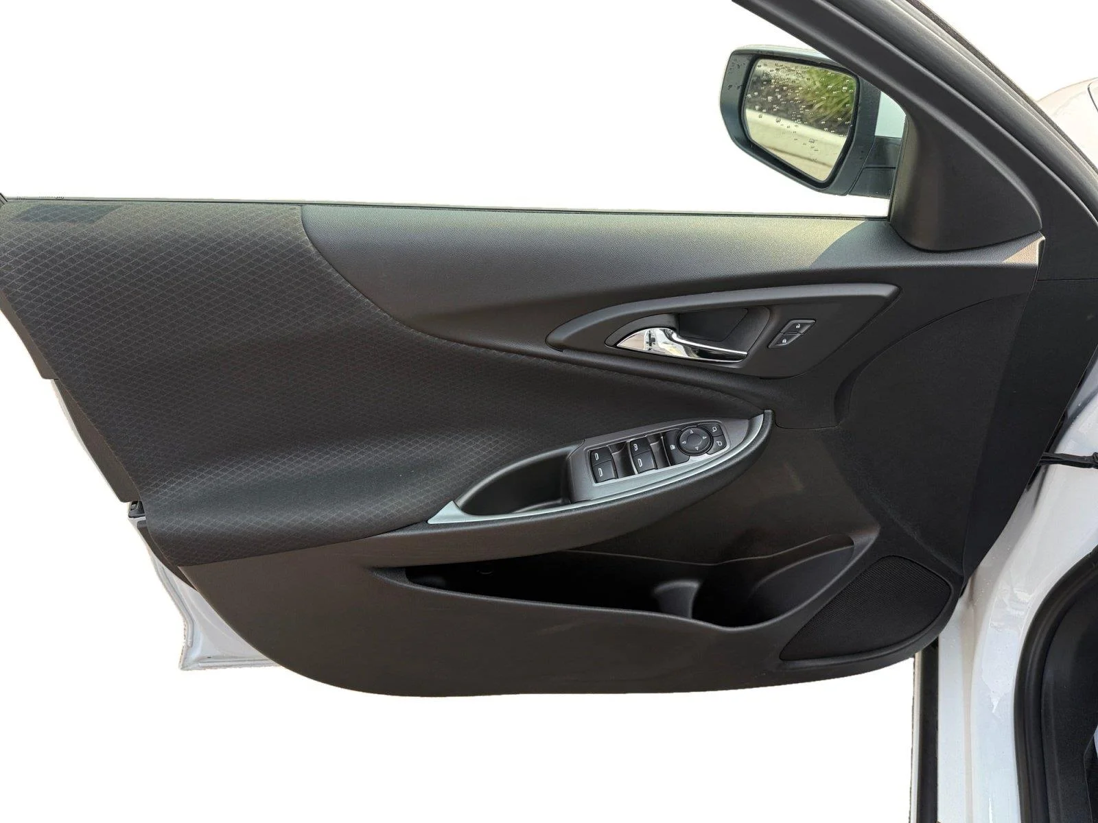 Used 2024 Summit White Chevrolet 1LT image 9
