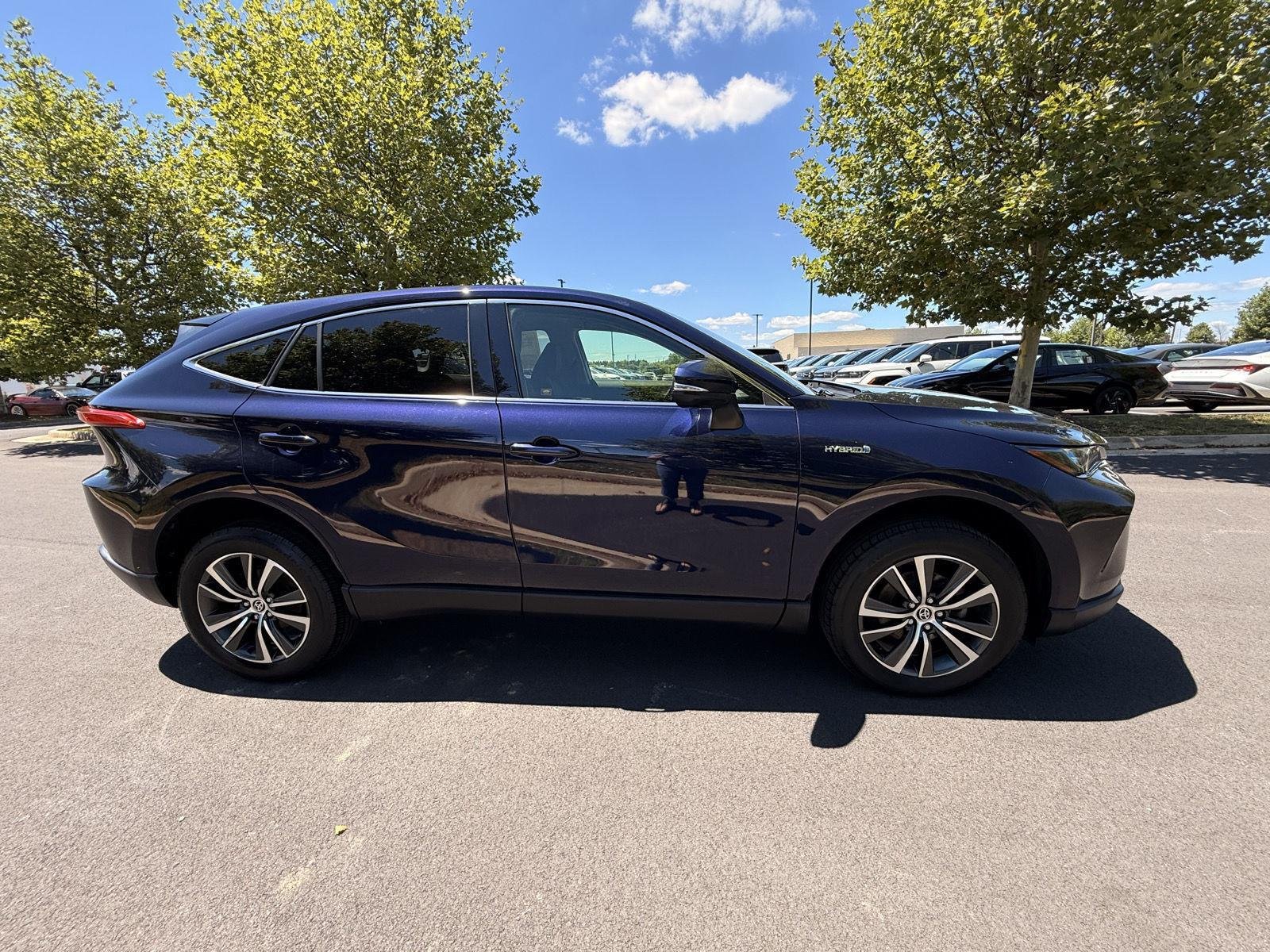 Used 2021 Blueprint Toyota LE image 3