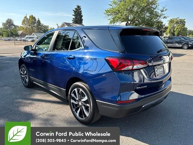 Used 2022 Blue Glow Metallic Chevrolet  image 7