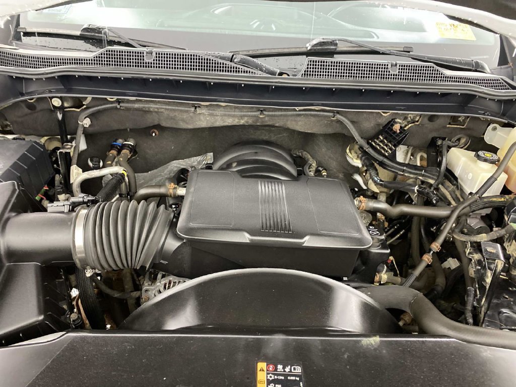 Used 2020 White Chevrolet Work Truck image 28