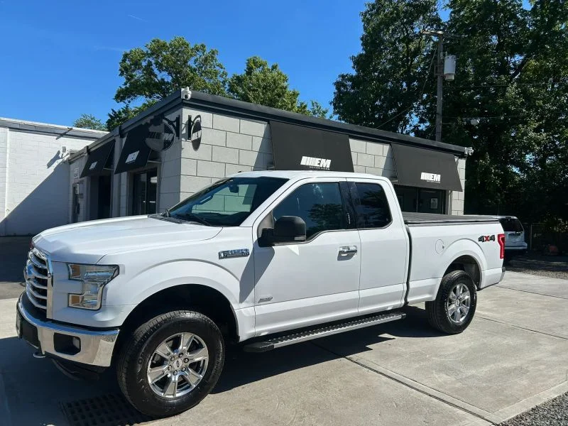 Used 2015 White Ford XLT Pickup 4D 6 1/2 ft image 3