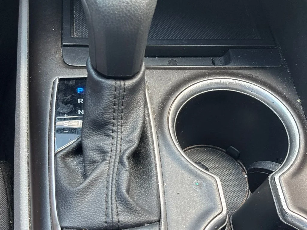 Used 2021 Silver Toyota LE image 14