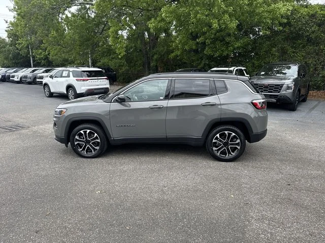 Used 2023 Gray Jeep Limited image 8