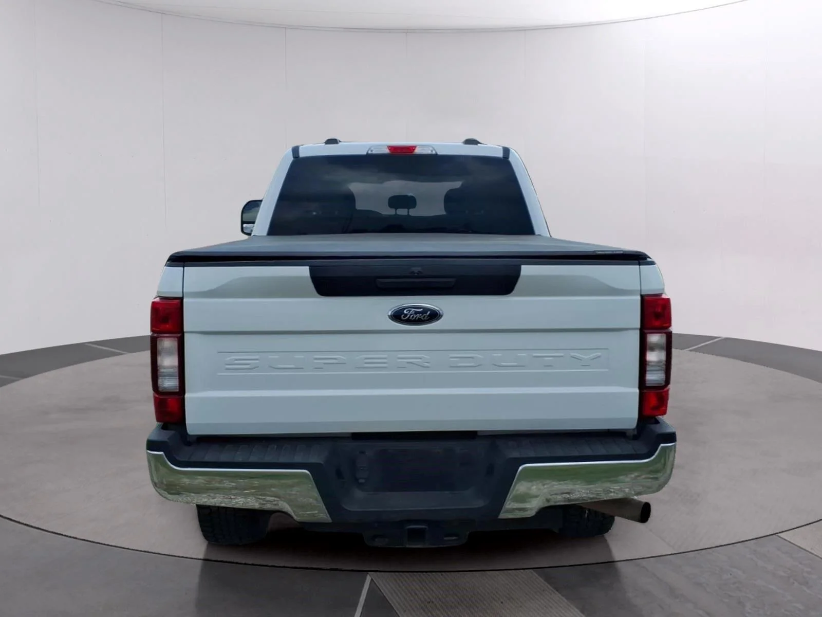 Used 2021 Oxford White Ford XLT image 6
