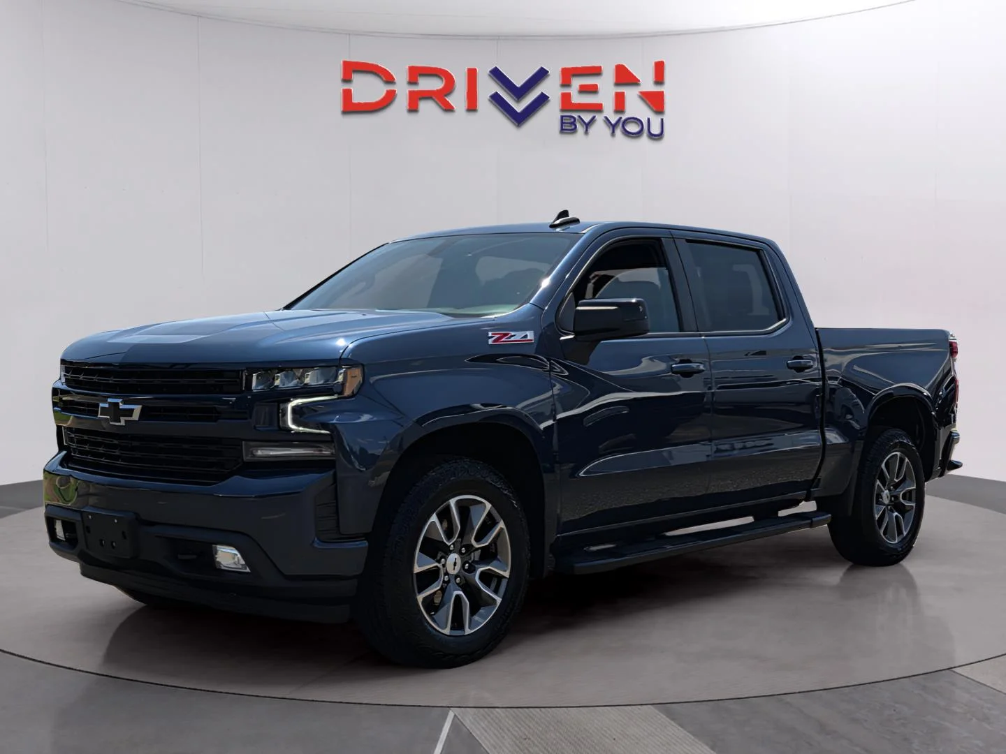 Used 2022 Northsky Blue Metallic Chevrolet RST image 1