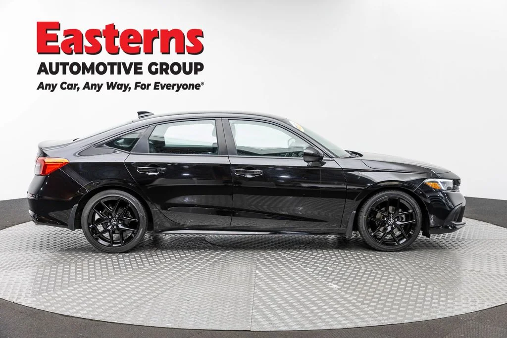 Used 2023 Black Honda Sport image 4