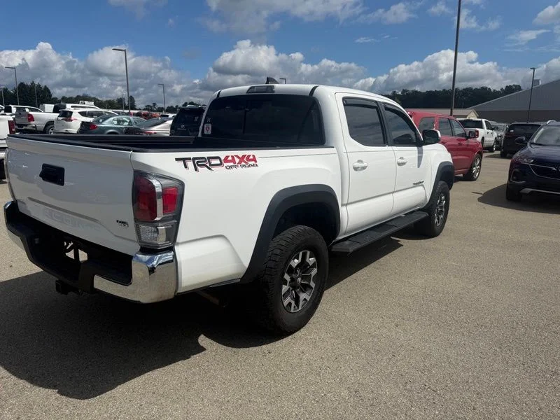 Used 2020 White Toyota TRD Off-Road image 13